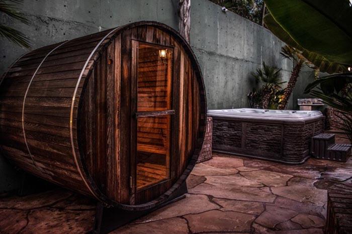 Steam room and hot tub