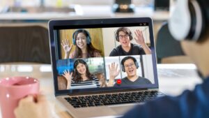 Virtual Peer Support Groups: What Makes Them Effective for You