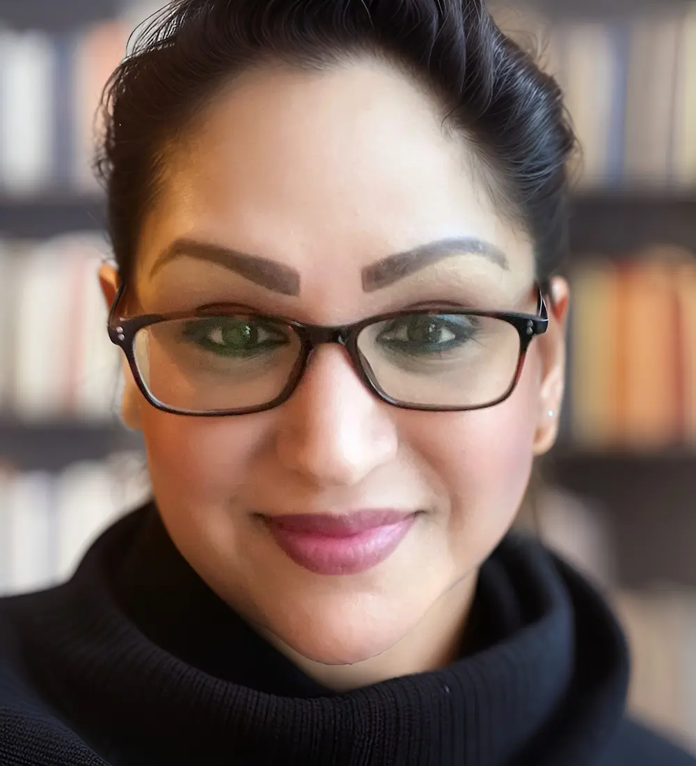 Portrait of Dr. Malasri "Mala" Chaudhery-Malgeri, Chief Clinical Officer at Creative Recovery LA.